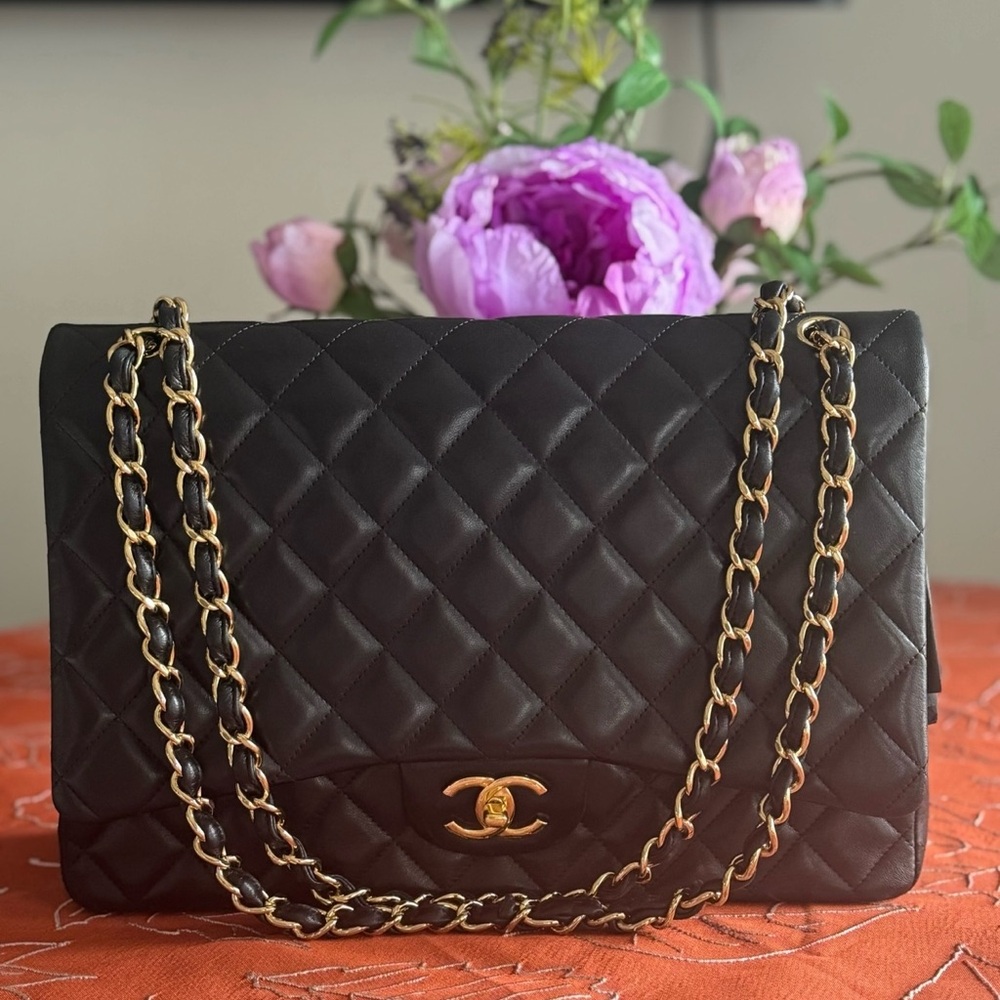 Authantic CHANEL Chanel Classic Maxi Double Flap Bag - Picture 9 of 16